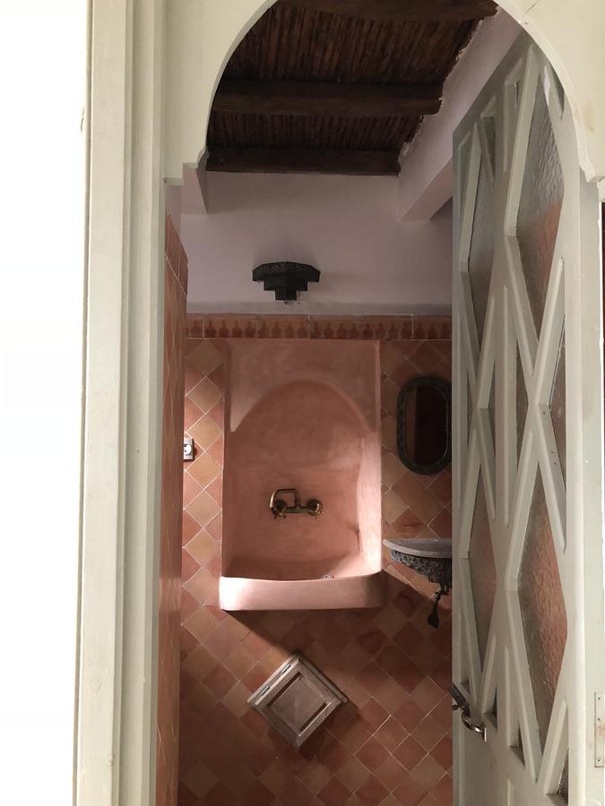 Aparthotel De La 3*